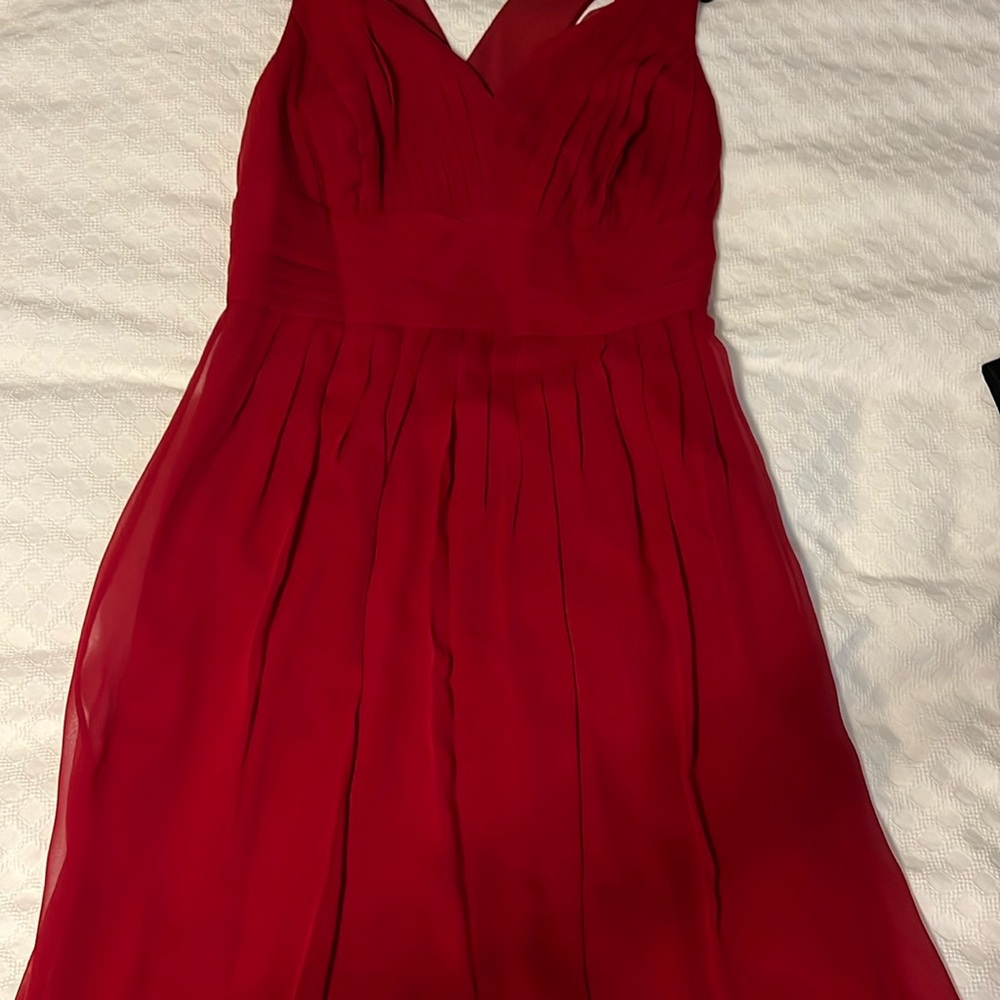 Red cocktail dress
Wedding guest dress